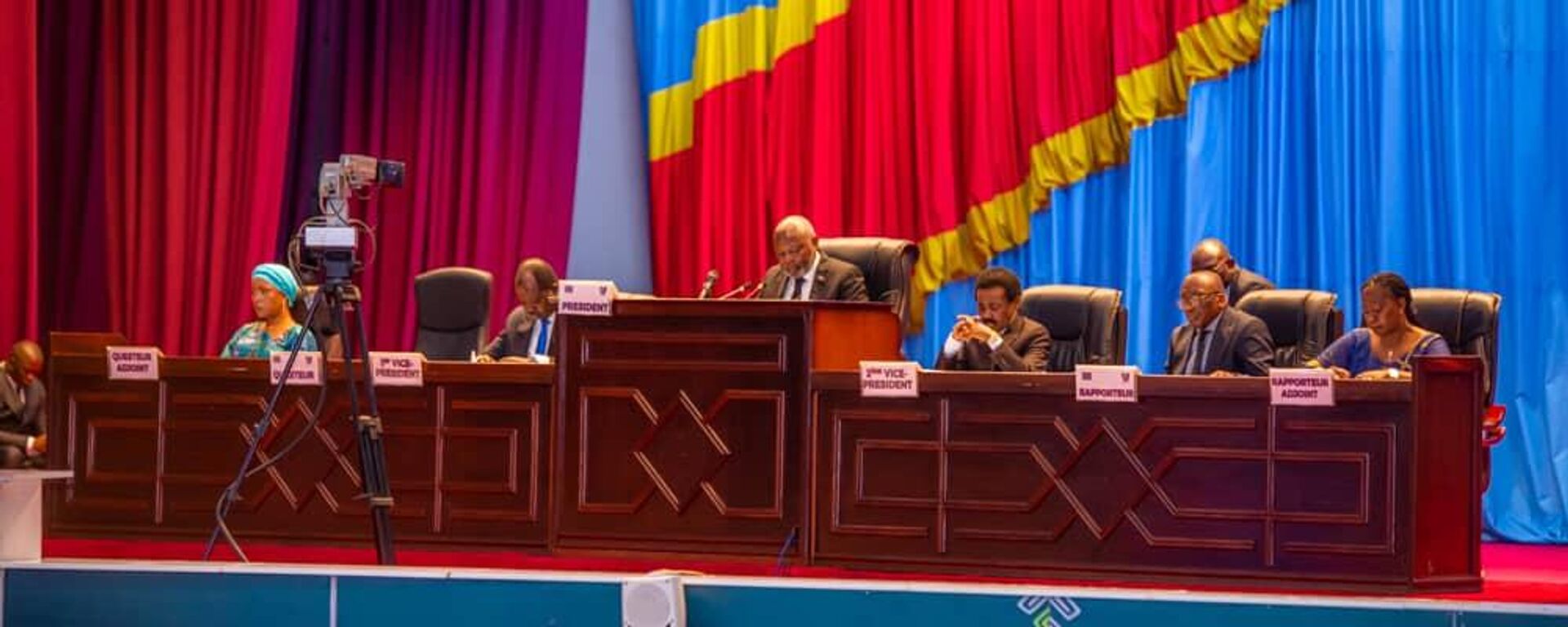 An extraordinary session of the DRC's National Assembly on the situation in the eastern DRC, February 4, 2025. - Sputnik Africa, 1920, 05.02.2025