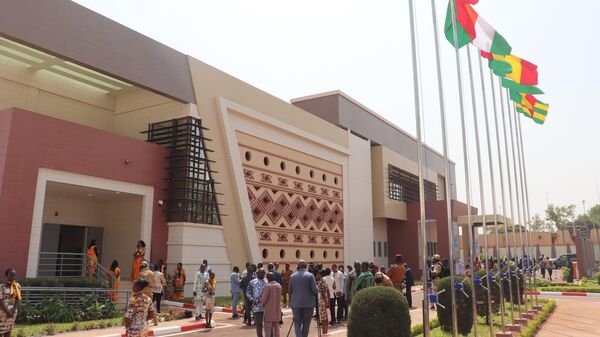 Nouvel immeuble fonctionnel de l'agence auxiliaire de la BCEAO à Bobo-Dioulasso, Burkina - Sputnik Afrique