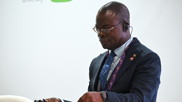 Former Minister of Education, Science, Innovation and Technology of the Republic of Zimbabwe Amon Murwira participates in the strategic session Russian-African Network University: International Cooperation within the framework of the World Youth Festival in the federal territory Sirius. - Sputnik Africa