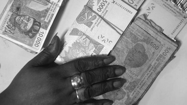 “La Centrafrique vise naturellement à s'affranchir du franc CFA” - Sputnik Afrique
