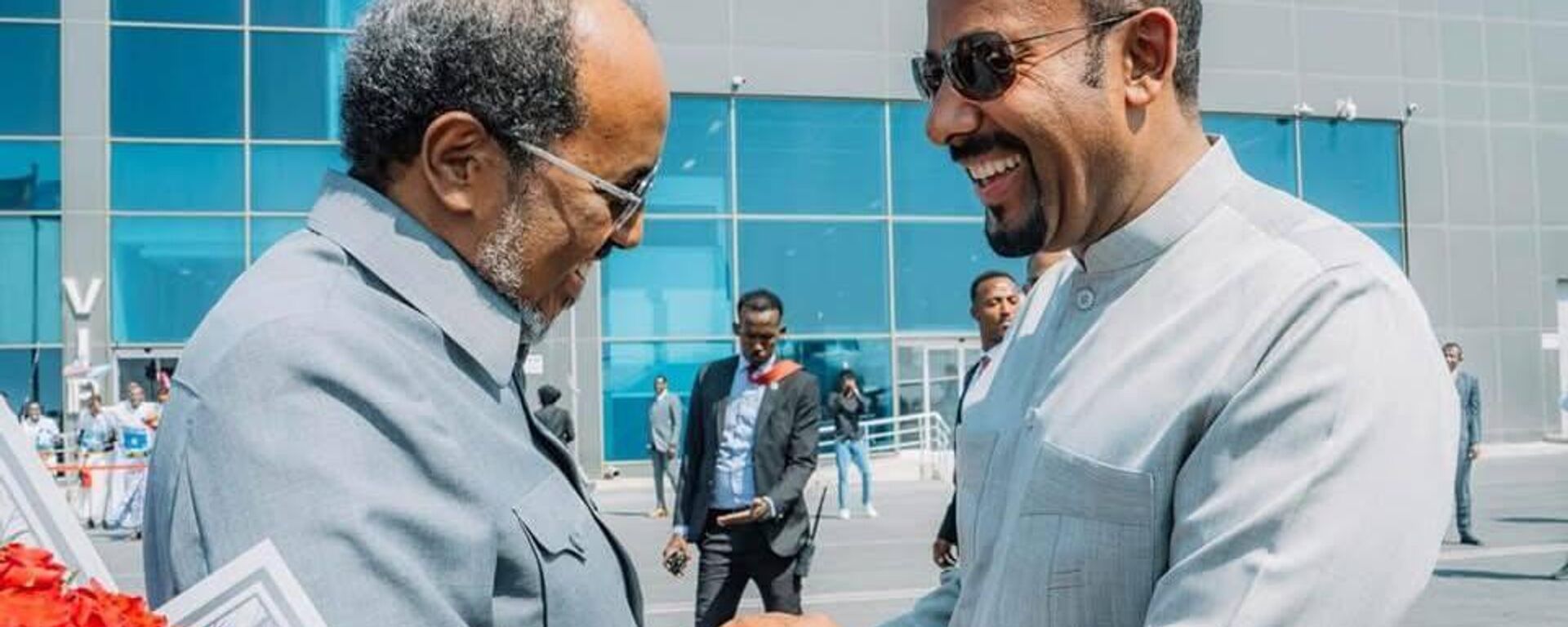 Ethiopian Prime Minister Abiy Ahmed and Somalian President Hassan Sheikh Mohamud discussed and agreed to enhance cooperation between their two countries. - Sputnik Africa, 1920, 27.02.2025