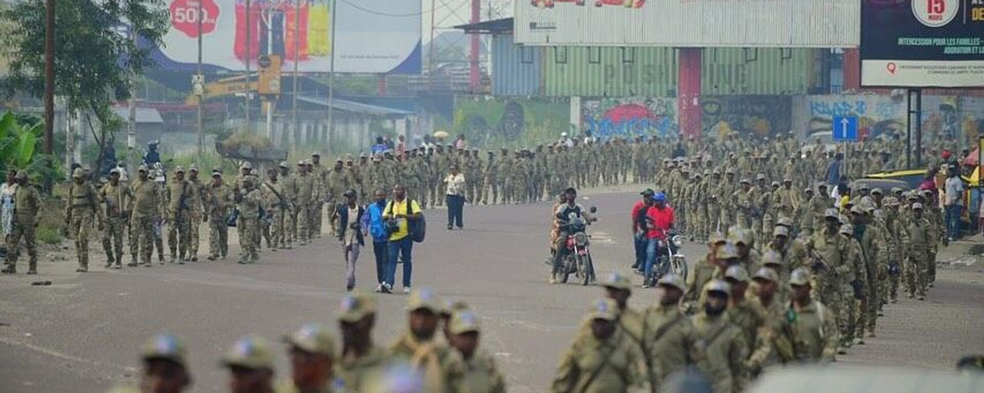 DRC Republican Guard conducts an endurance march of 8,000 soldiers in Kinshasa, March 1, 2025. - Sputnik Africa, 1920, 02.03.2025