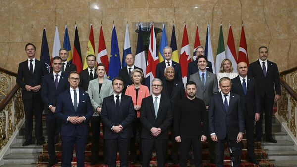 Britain's Prime Minister Keir Starmer, front center, hosts the European leaders' summit to discuss Ukraine, at Lancaster House, London, Sunday March 2, 2025. - Sputnik Afrique