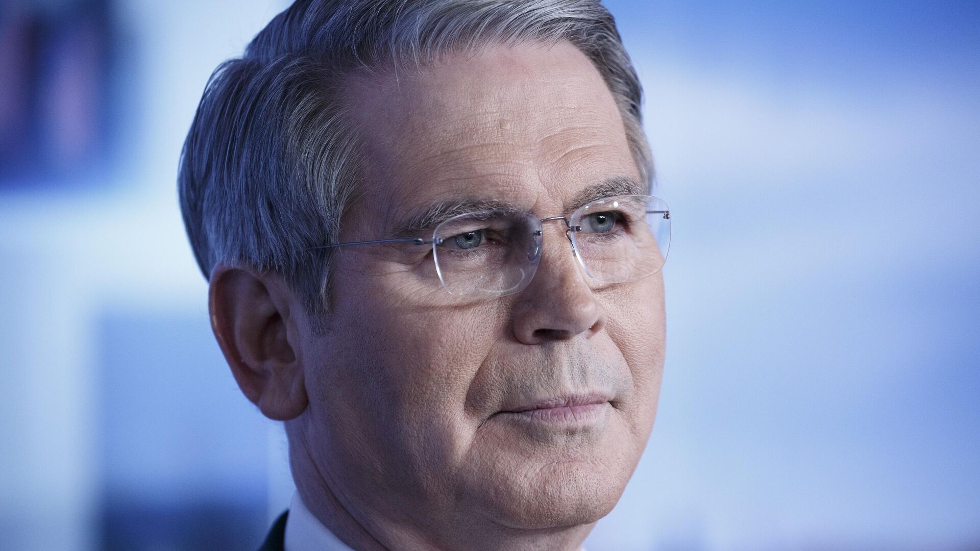 Treasury Secretary Scott Bessent appears for an interview with FOX Business Network's Larry Kudlow in the Washington bureau of FOX News, Wednesday, Feb. 5, 2025, in Washington. - Sputnik Africa, 1920, 03.03.2025