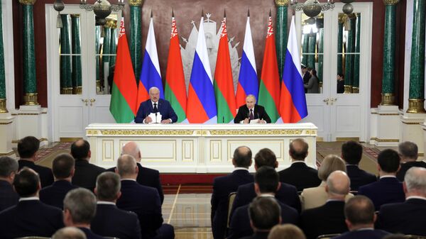 A joint press conference by Russian President Vladimir Putin and his Belarusian counterpart Aleksandr Lukashenko - Sputnik Africa