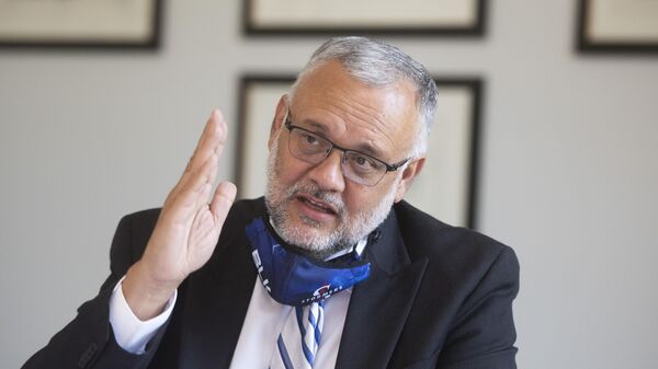 Former South African Ambassador to United States Ebrahim Rasool addresses the Cape Town Press Club on December 15, 2020 in Cape Town, South Africa. It is reported that Rassol deliberated on the US Elections, the transition from Donald Trump to Joe Biden and its implications on South Africa. - Sputnik Africa