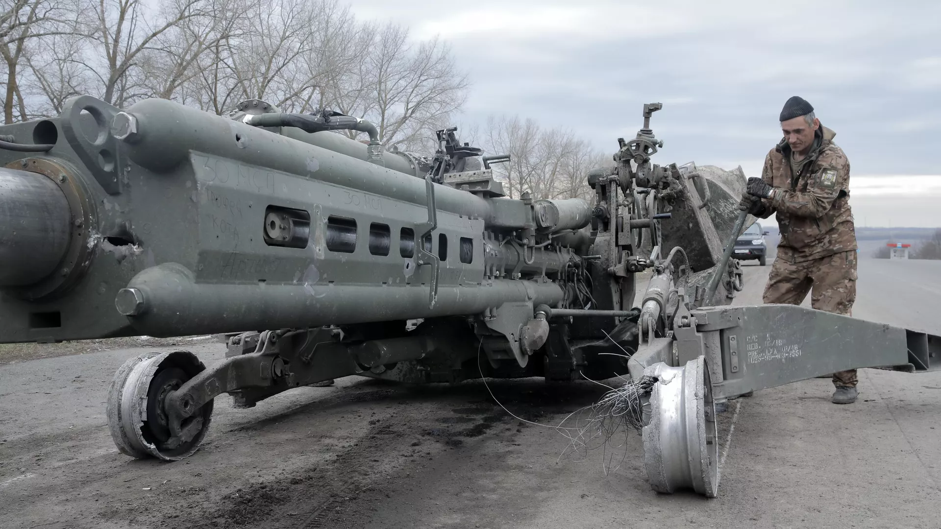A US-made M777 howitzer in Bolshezoldatsky district of the Kursk region. Units of the Sever (North) battlegroup liberated the settlements of Melovoy, Podol and Sudzha in the Kursk region during offensive operations.