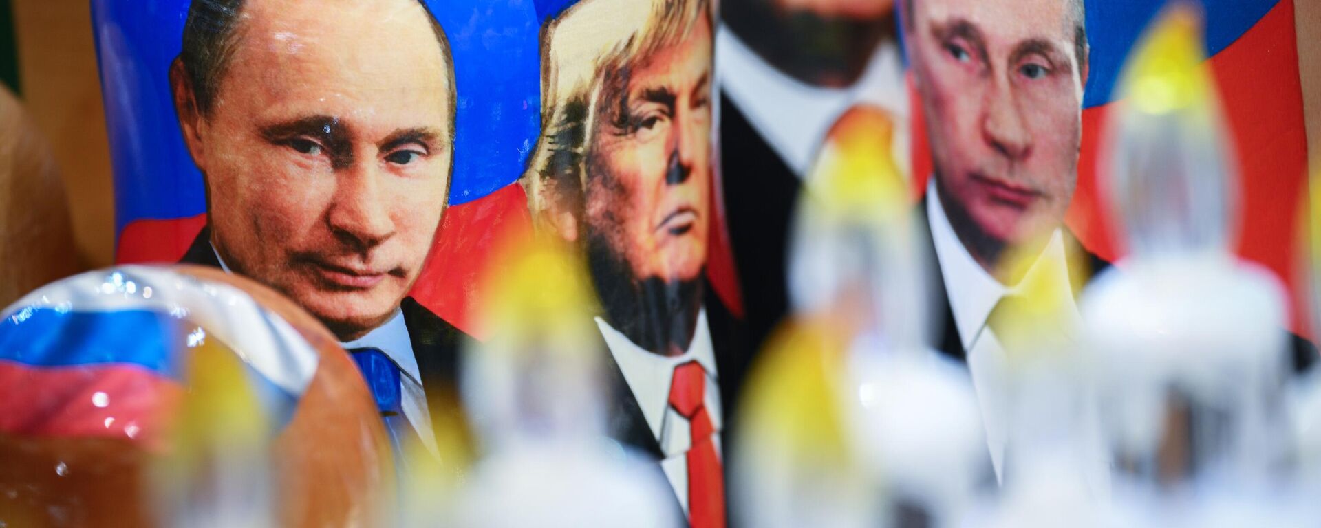 Matryoshka dolls with images of Vladimir Putin and Donald Trump in a souvenir shop in Moscow. - Sputnik Africa, 1920, 19.03.2025