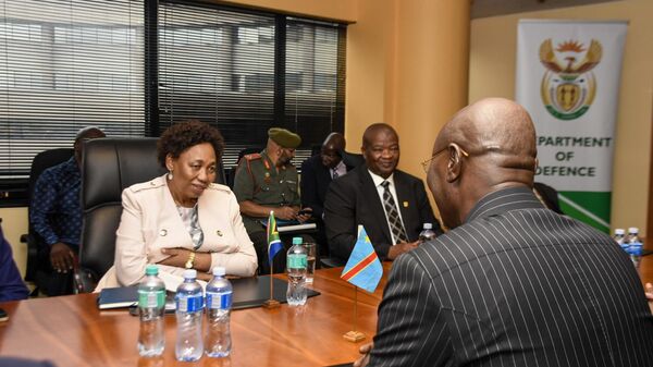 South African Defense Minister Angie Motshekga receives an official visit from the Deputy Prime Minister and Minister of National Defense and Military Veterans of the DRC, Guy Kabombo Muadiamvita, in Pretoria on 24 to 27 March 2025. - Sputnik Africa