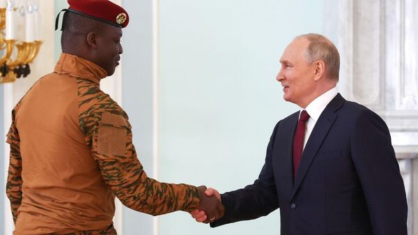 Le Président Ibrahim Traoré se rendra en Russie pour célébrer le Jour de la Victoire, selon Sergueï Lavrov - Sputnik Afrique