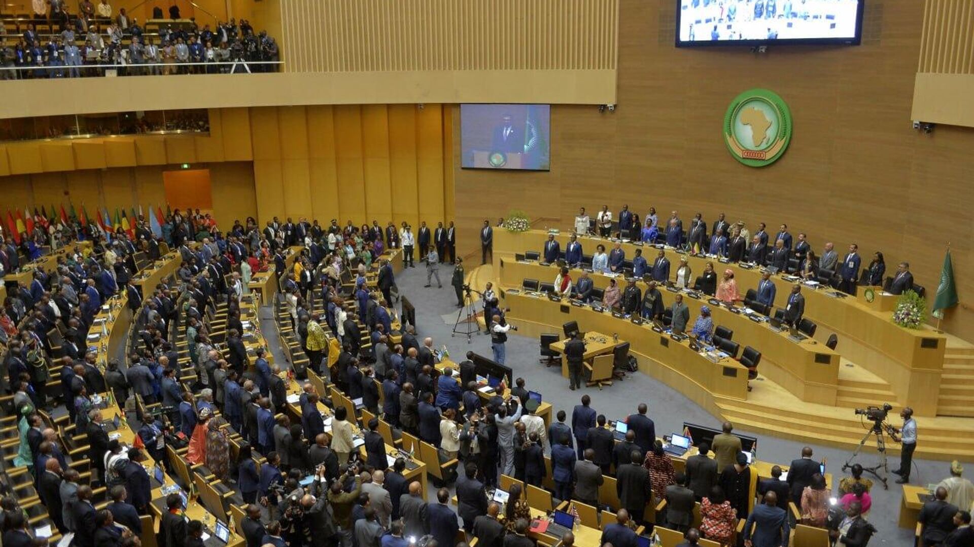 AU Urges US to Reconsider Tariffs Threatening Trade Ties AU Urges US to Reconsider Tariffs Threatening Trade Ties - Sputnik Africa, 1920, 07.04.2025