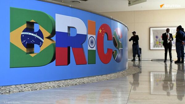 Respect mutuel, solidarité: les BRICS ont des valeurs communes ces trois dernières années - Sputnik Afrique