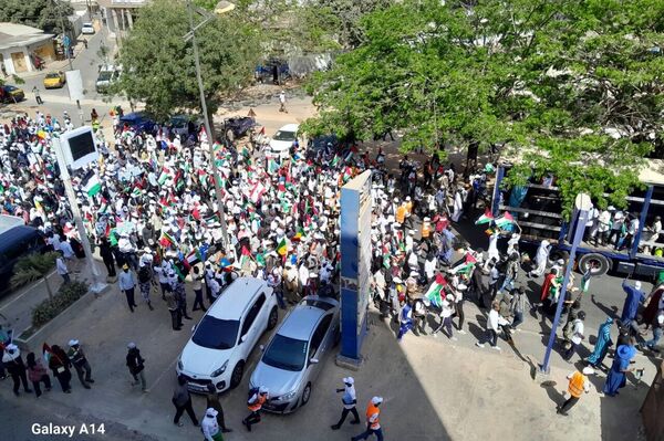Une marche à Dakar pour soutenir la Palestine Une marche à Dakar pour soutenir la Palestine - Sputnik Afrique