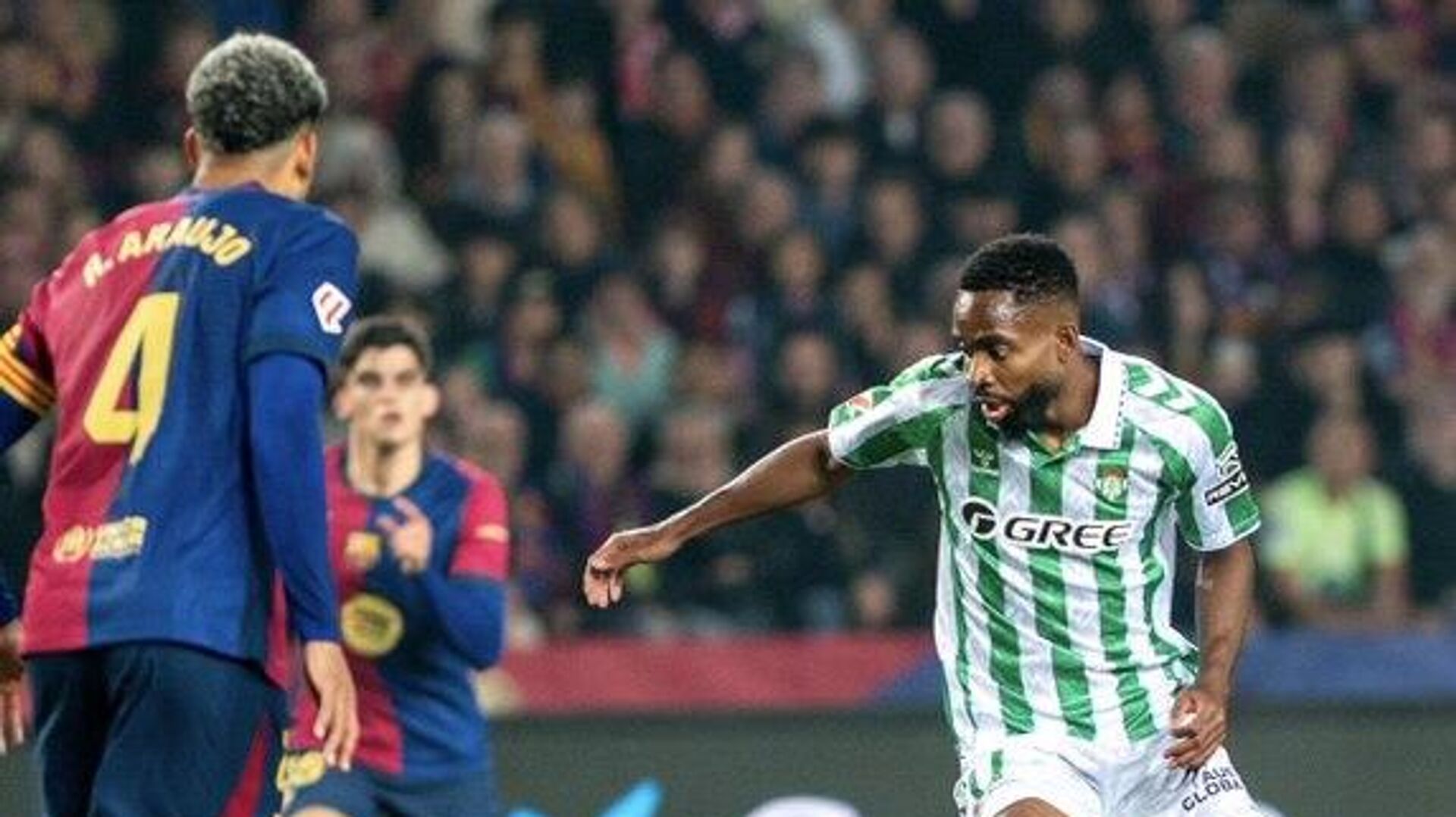 Ligue Europa Conférence: l'attaquant congolais de Real Betis devient le meilleur buteur de son club Ligue Europa Conférence: l'attaquant congolais de Real Betis devient le meilleur buteur de son club - Sputnik Afrique, 1920, 15.04.2025
