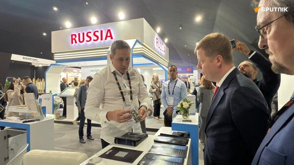 Nous sommes ravis de collaborer avec nos amis russes - Sputnik Afrique