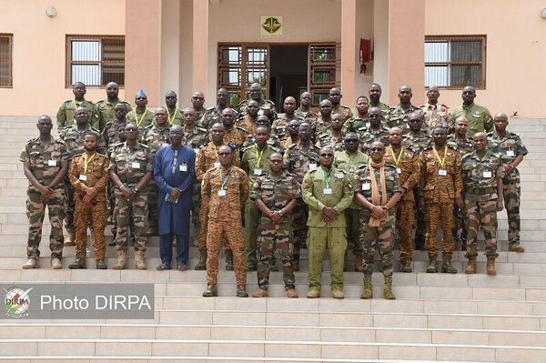 Bolstering Sahel Joint Force Creation: AES Air Force Chiefs Visit Mali's Military College - Sputnik Africa