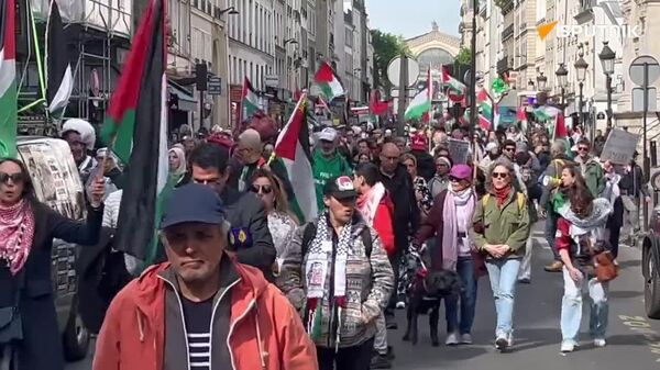 Get out de Gaza, Plus jamais ça: manifestation pro-palestinienne à Paris - Sputnik Afrique
