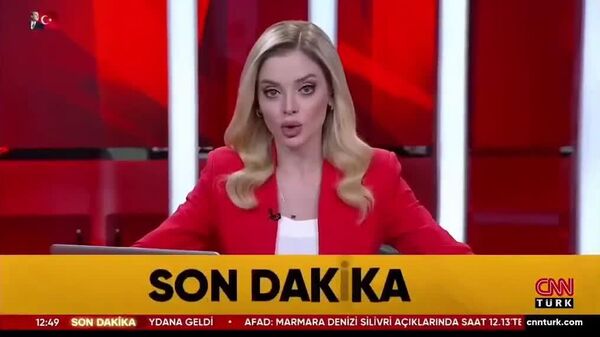 Images filmées pendant et après le séisme survenu à Istanbul ce mercredi - Sputnik Afrique