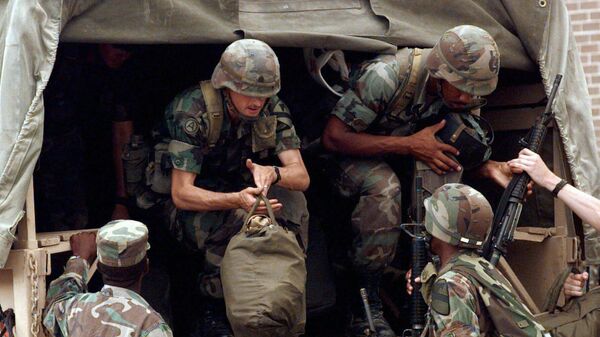 Members of the 1st Cavalry Division's 3rd Brigade prepare to depart Fort Hood, Texas, Wednesday afternoon, Sept. 18, 1996 - Sputnik Africa