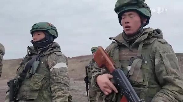 The Russian Defense Ministry Shows Footage of Combat Training of North Korean Soldiers Who Participated in Liberation of the Kursk region - Sputnik Africa