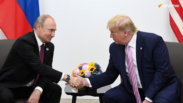 Des responsables ont tenté d'empêcher les contacts de Trump avec Poutine pendant son premier mandat - Sputnik Afrique