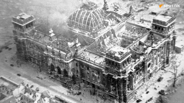 La Russie déclassifie des témoignages sur le suicide d’Hitler il y a 80 ans - Sputnik Afrique