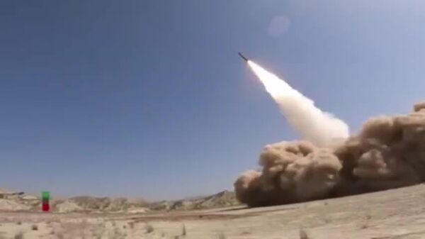 Iran Unveils New Ballistic Missile: 1,200 km Threat That Outsmarts Top US & Israeli Defenses - Sputnik Africa