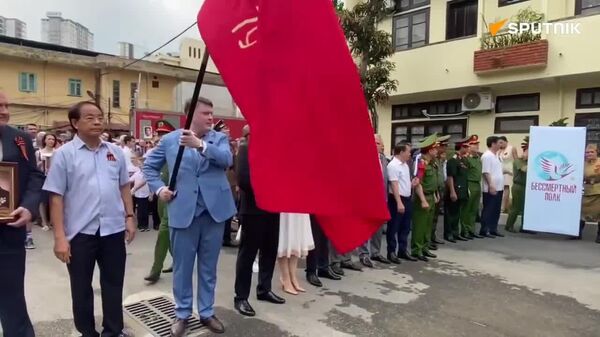 'Immortal Regiment' Marches Through Hanoi to Mark 80th Anniversary of Victory in the Great Patriotic War - Sputnik Africa