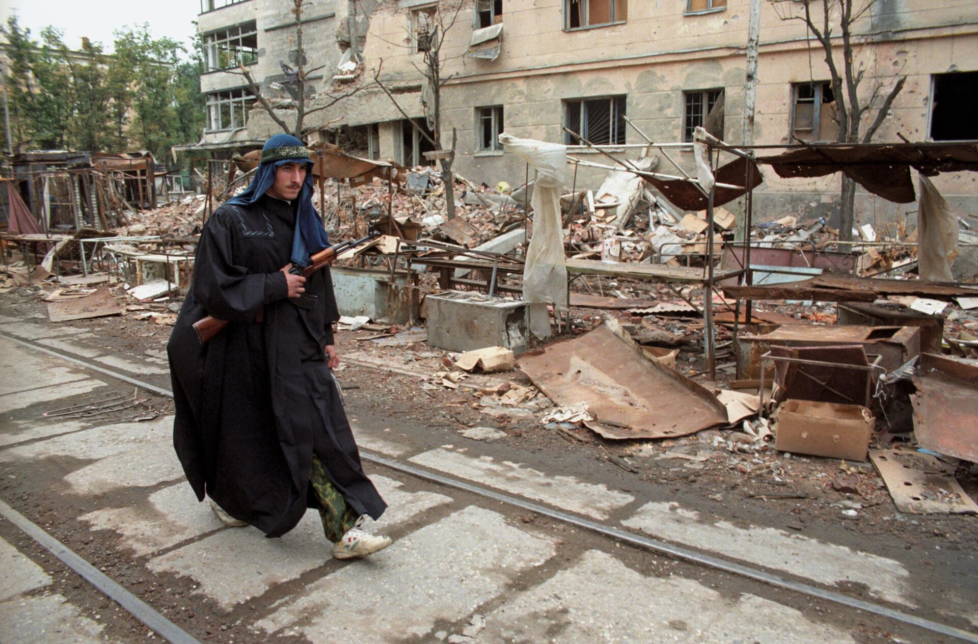 Chechen conflict 1994-1996. Destroyed city center of Grozny. Chechen conflict 1994-1996. Destroyed city center of Grozny. - Sputnik Africa, 1920, 07.05.2025