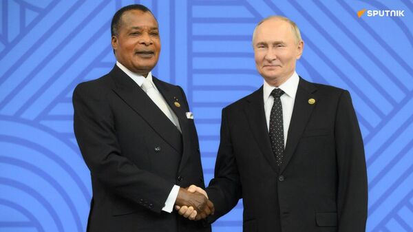 Vladimir Poutine rencontre à Moscou le Président de la République du Congo Denis Sassou-Nguesso - Sputnik Afrique