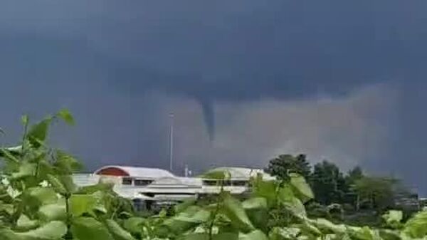 #viral | Rare Funnel Cloud Spotted in Italian Province of Novara, Piedmont - Sputnik Africa