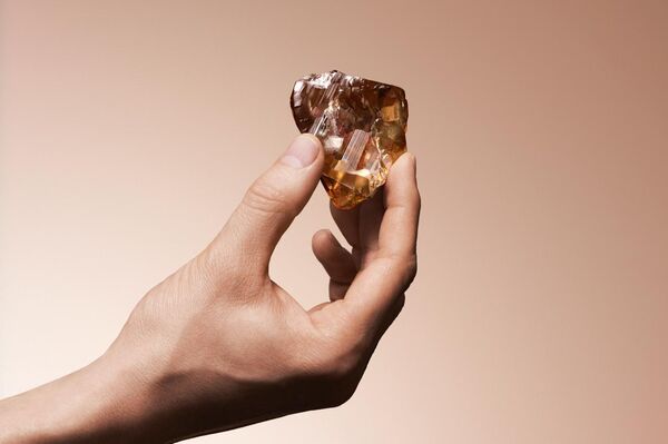 Russia Unearths Its Largest Diamond Russia Unearths Its Largest Diamond - Sputnik Africa