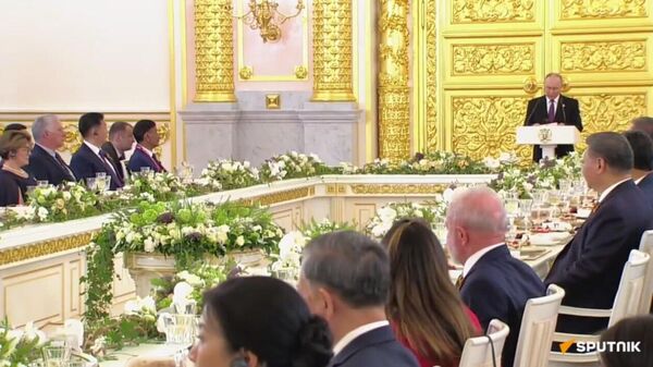 Vladimir Poutine intervient devant les leaders étrangers au Kremlin - Sputnik Afrique