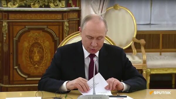 Entretiens entre Vladimir Poutine et Ibrahim Traoré à Moscou - VIDEO INTEGRALE - Sputnik Afrique