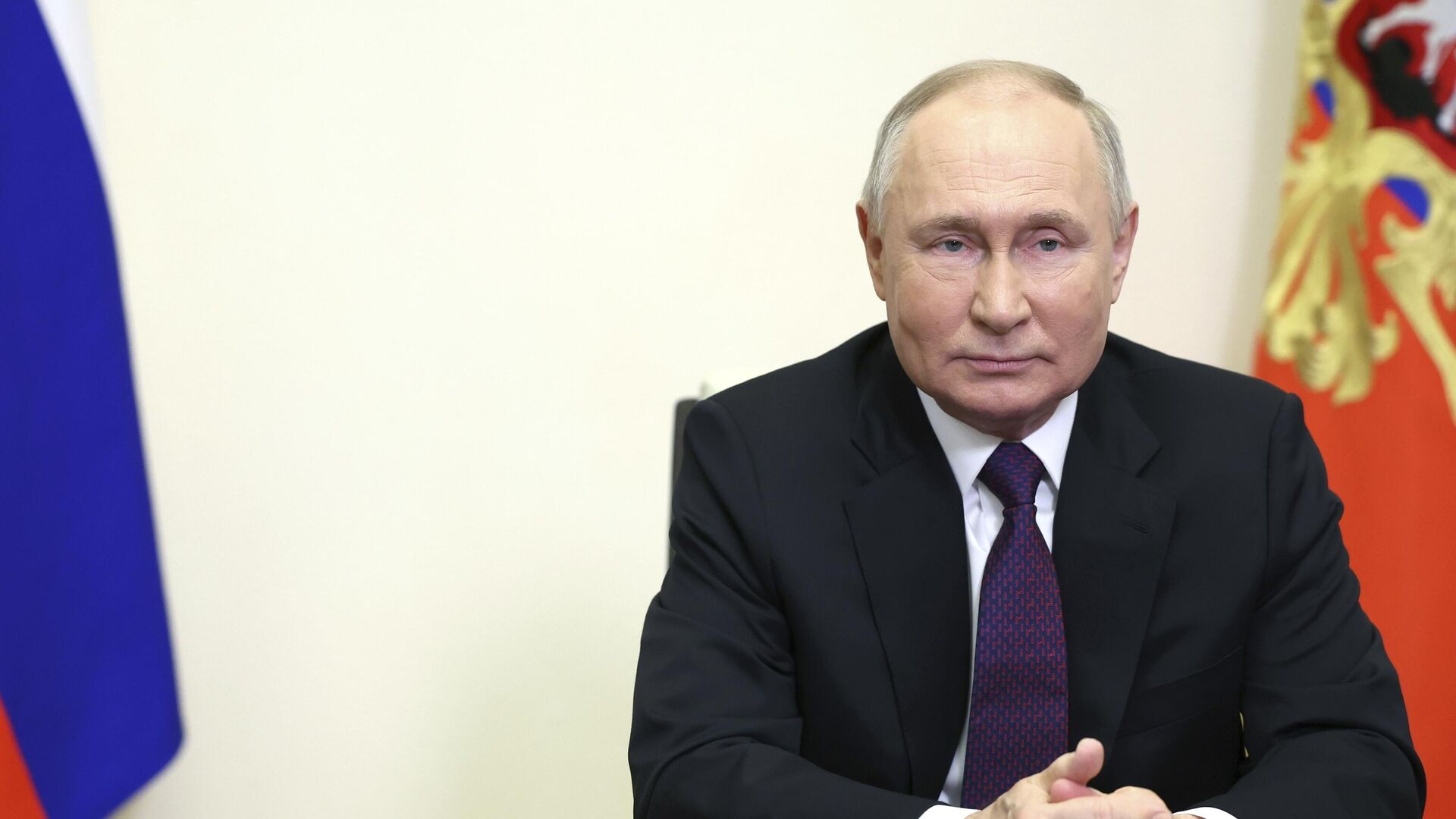 Russian President Vladimir Putin delivers a video address to mark the 31st anniversary of the founding of the National Energy Giant Gazprom at the Novo-Ogaryovo state residence, outside Moscow, Russia, on Saturday, Feb. 17, 2024 Russian President Vladimir Putin delivers a video address to mark the 31st anniversary of the founding of the National Energy Giant Gazprom at the Novo-Ogaryovo state residence, outside Moscow, Russia, on Saturday, Feb. 17, 2024 - Sputnik Africa, 1920, 11.05.2025