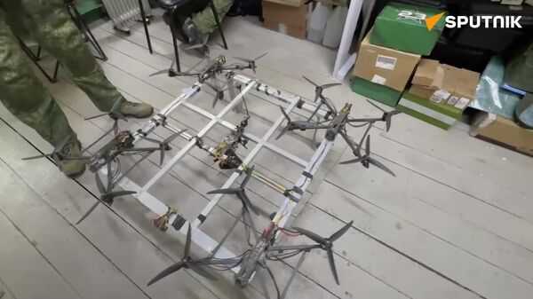 Russian tinkers unleash TRANSFORMER DRONE in combat zone - Sputnik Africa