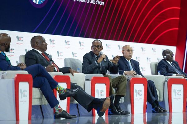'Africa Can't Keep Depending on What Others Say,' Kagame States 'Africa Can't Keep Depending on What Others Say,' Kagame States - Sputnik Africa