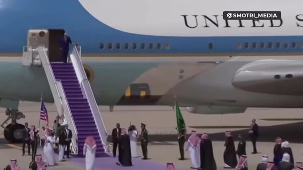 Donald Trump Lands in Saudi Arabia: Kicking Off Gulf Tour - Sputnik Africa