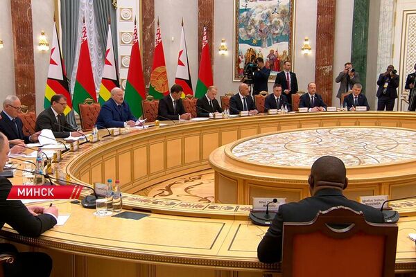 POWER MEET: Mnangagwa & Lukashenko Seal Bold New Roadmap POWER MEET: Mnangagwa & Lukashenko Seal Bold New Roadmap - Sputnik Africa