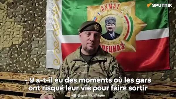 ▶ Faire prisonniers les soldats ukrainiens est plus facile que de leur faire passer de la ligne de front vers les positions russes - Sputnik Afrique