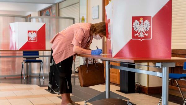 LOVE FADES? Why Poland's election may bring COLD SHOULDER to Ukraine - Sputnik Africa