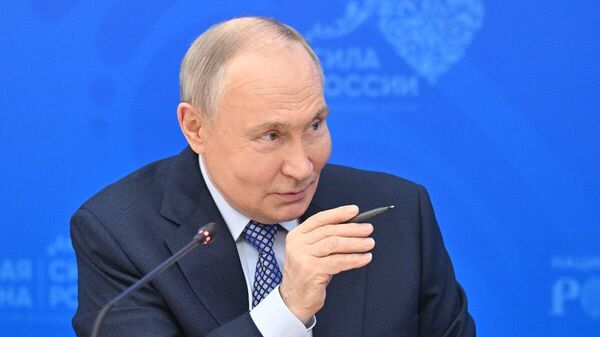 Poutine ordonne la mise à jour des stratégies pour l’Arctique - Sputnik Afrique
