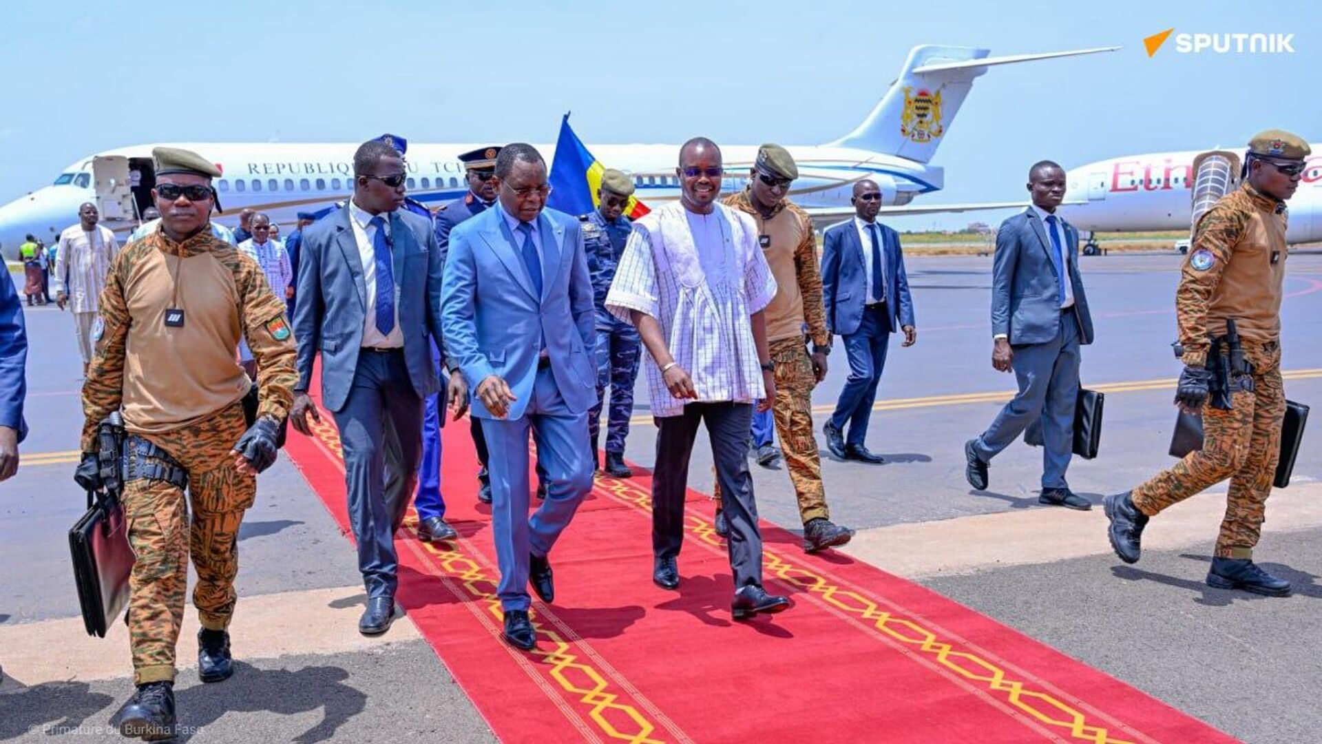 Chadian PM Arrives in Ouagadougou to Participate in Inauguration of Thomas Sankara Mausoleum Chadian PM Arrives in Ouagadougou to Participate in Inauguration of Thomas Sankara Mausoleum - Sputnik Africa, 1920, 17.05.2025