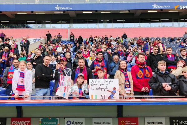Moscow Celebrates 20th Anniversary of CSKA's Glory With African Legends in Attendance Moscow Celebrates 20th Anniversary of CSKA's Glory With African Legends in Attendance - Sputnik Africa