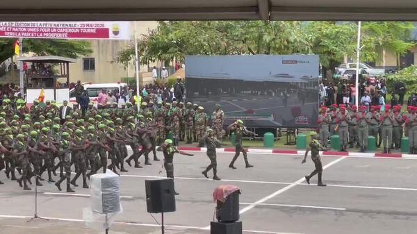Désir d'unité: le Cameroun célèbre sa fête nationale - Sputnik Afrique