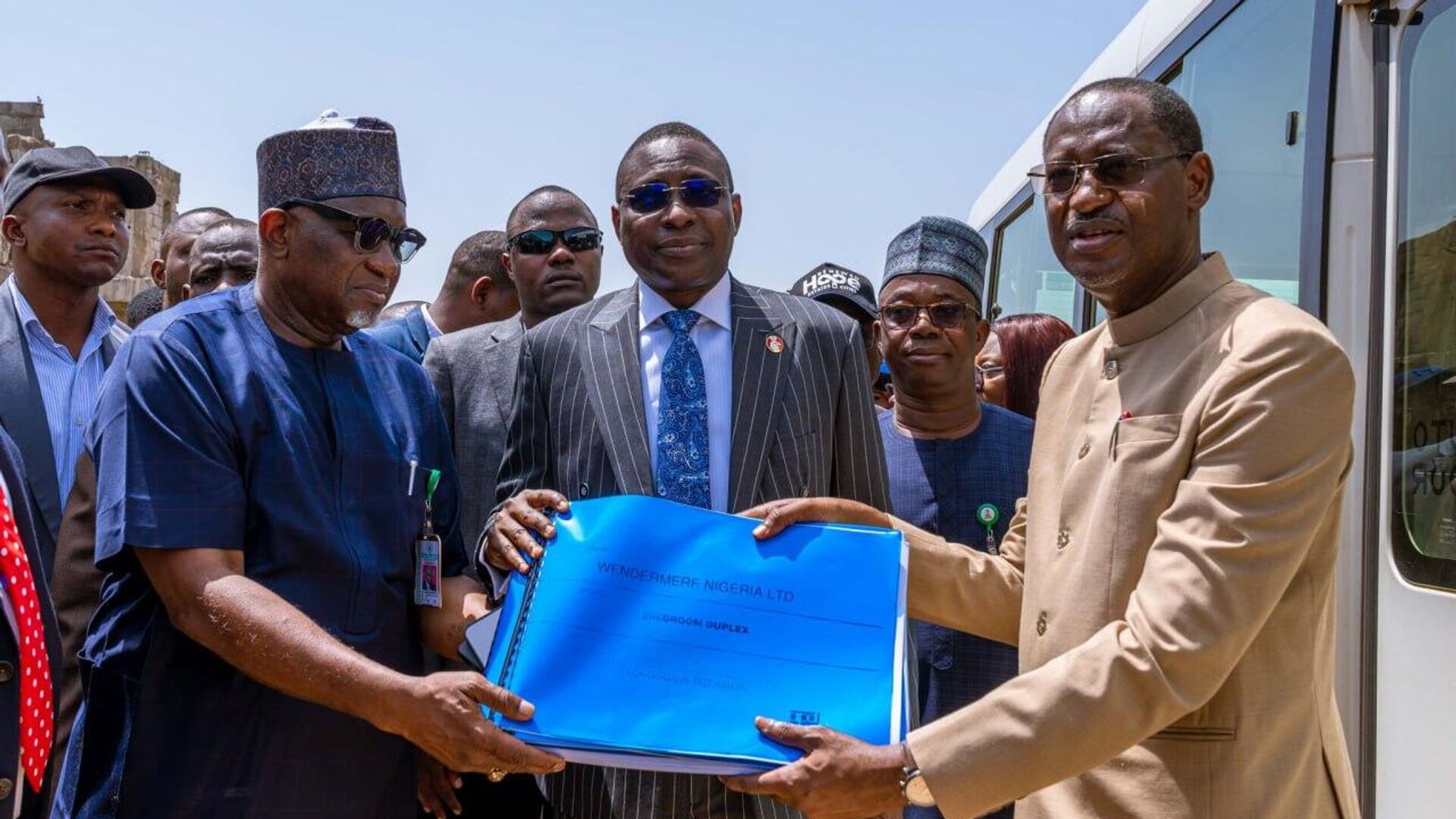 From Looted Assets to Livable Homes: Nigeria's Anti-Graft Watchdog Recovers 753 Seized Homes From Ex-CB Governor From Looted Assets to Livable Homes: Nigeria's Anti-Graft Watchdog Recovers 753 Seized Homes From Ex-CB Governor - Sputnik Africa, 1920, 21.05.2025