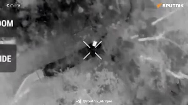 Un terminal Starlink anéanti par un drone russe dans la région de Kharkov - Sputnik Afrique
