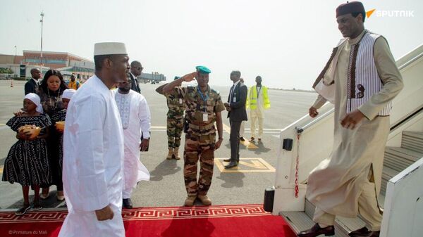 Le Premier ministre nigérien reçu en frère à Bamako - Sputnik Afrique