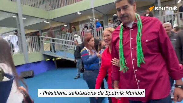 Le Président du Venezuela salue les lecteurs de Sputnik - Sputnik Afrique