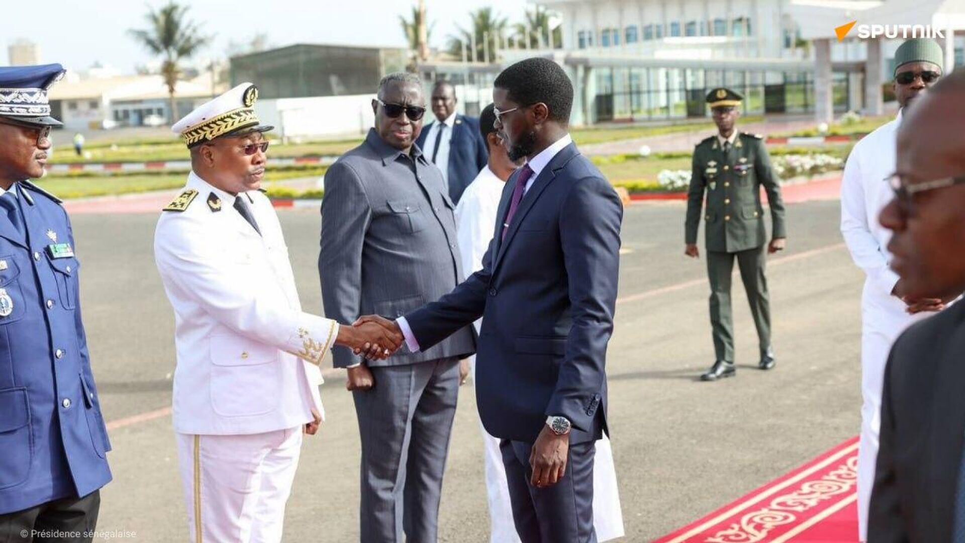 Bassirou Diomaye Faye s’envole pour la Guinée-Bissau: un voyage historique! Bassirou Diomaye Faye s’envole pour la Guinée-Bissau: un voyage historique! - Sputnik Afrique, 1920, 26.05.2025